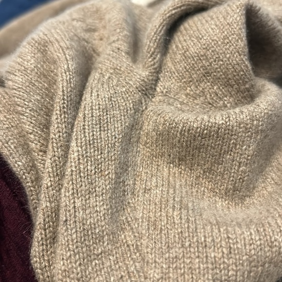 100% cashmere taupe cardigan made in Italy - Picture 7 of 9